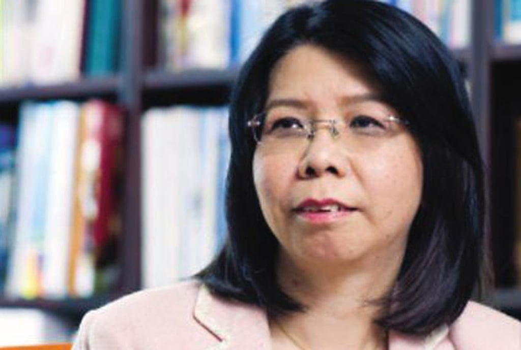 Associate professor Sylvia Kwok from City University says children from single-parent families are more at risk of attempting suicide. Photo: Handout Associate professor Sylvia Kwok from City University says children from single-parent families are more at risk of attempting suicide. Photo: Handout