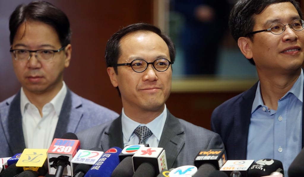 Kenneth Leung (centre) flanked by fellow lawmakers Charles Mok and Ip Kin-yuen. Photo: Sam Tsang