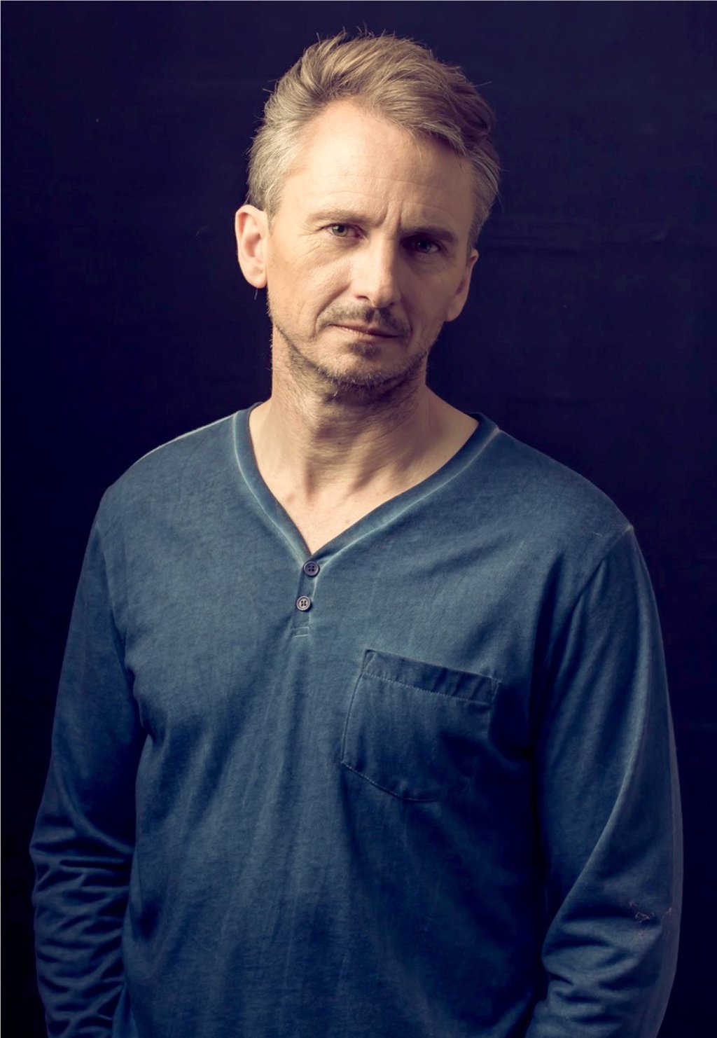 Gregory Rivers will narrate in Chinese and English. Gregory Rivers will narrate in Chinese and English.