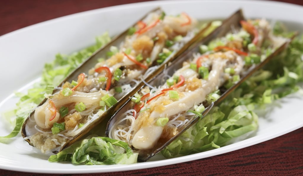 Lobby Lounge’s steamed razor clams with vermicelli and garlic.
