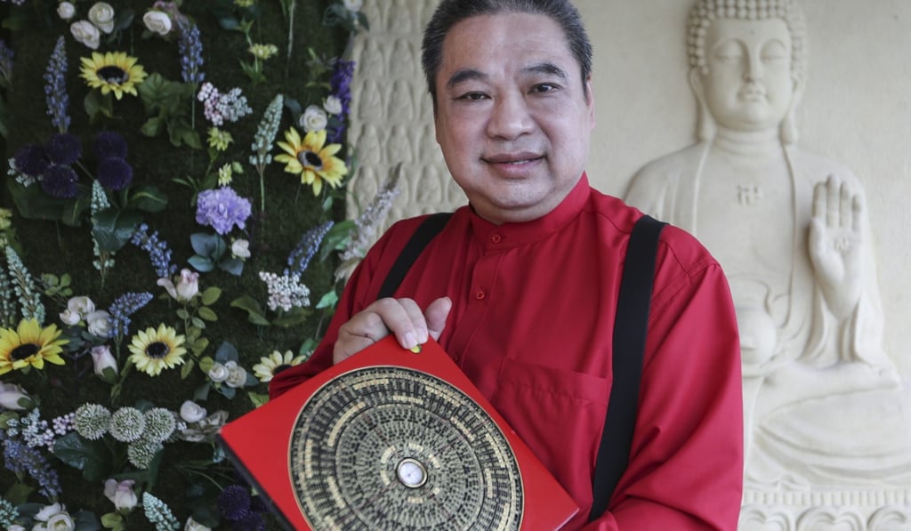 Au Chung-tak.