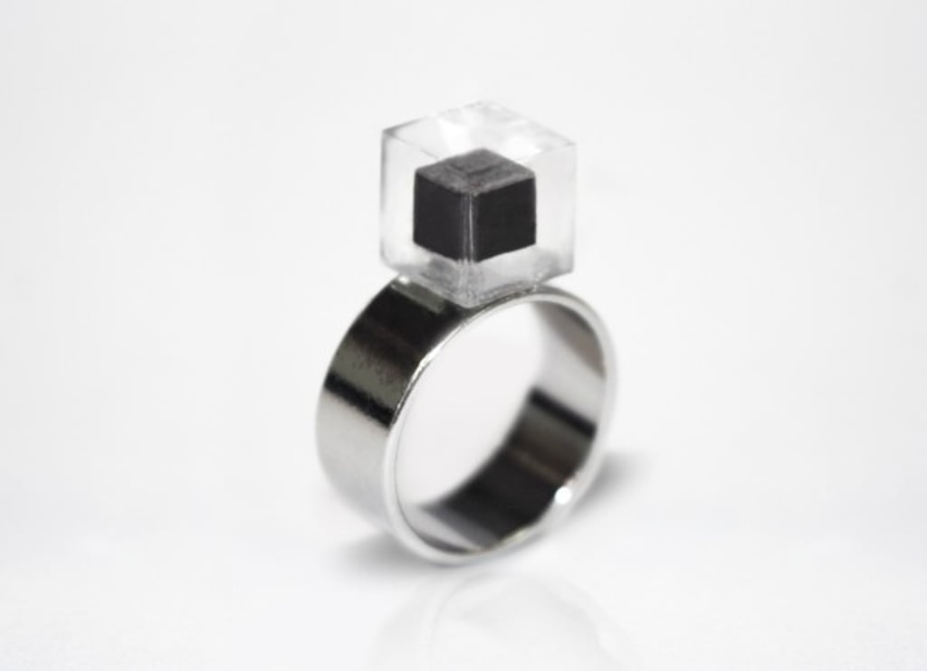 According to Roosegaarde, every purchase of a Smog Free Ring donates 1,000 cubic metres of clean air.