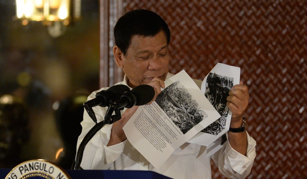 Philippine President Rodrigo Duterte gives his speech in September in which he said he would review the policy of allowing American forces to combat terrorist groups in Mindanao. Photo: AFP Philippine President Rodrigo Duterte gives his speech in September in which he said he would review the policy of allowing American forces to combat terrorist groups in Mindanao. Photo: AFP