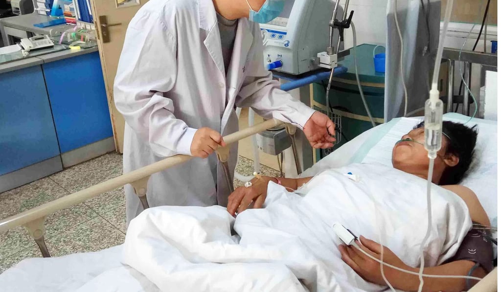 Another victim of the Feng county explosion being treated at the local hospital. Photo: China Central Television