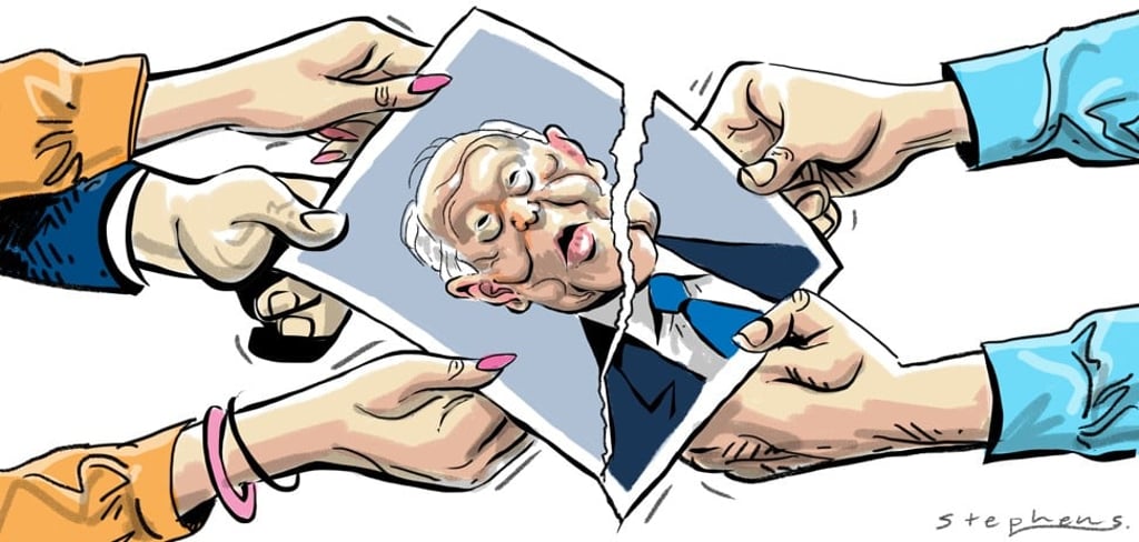 Lee Kuan Yew’s surviving children and their inner circle need to consider whether their public quarrel behoves their founding father. Illustration: Craig Stephens