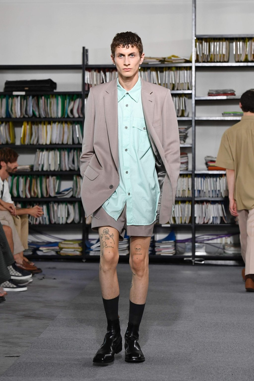 A model presents a creation by Dries Van Noten during the Men's Fashion Week for the Spring and Summer 2018 collection in Paris. Photo: AFP A model presents a creation by Dries Van Noten during the Men's Fashion Week for the Spring and Summer 2018 collection in Paris. Photo: AFP