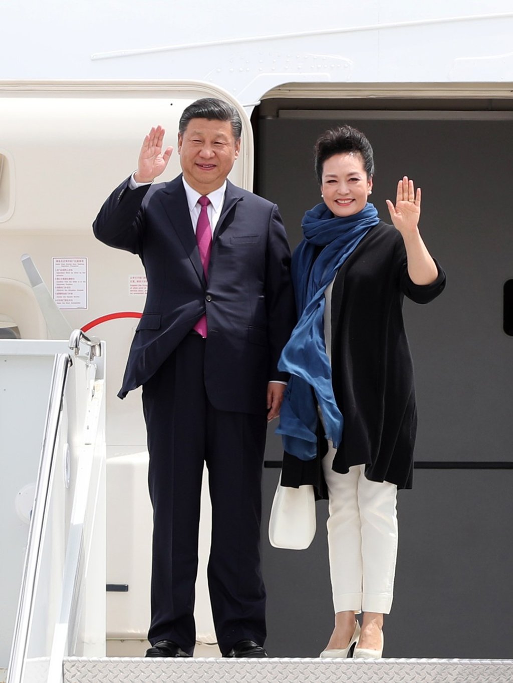 President Xi Jinping and wife Peng Liyuan will arrive in Hong Kong on Thursday. Photo: Xinhua