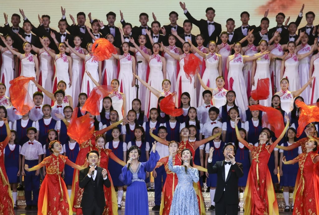 Performers show off their skills at a variety show in Xi Jinping’s honour. Photo: Dickson Lee