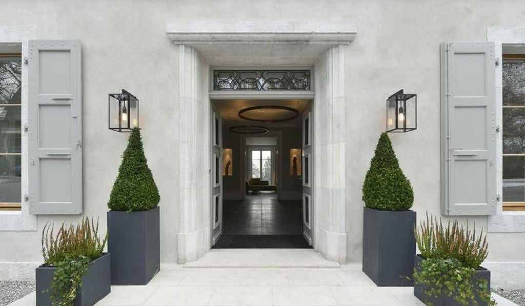 The entrance to the main house, which was built in 1830. Photos: Sotheby’s International Realty France