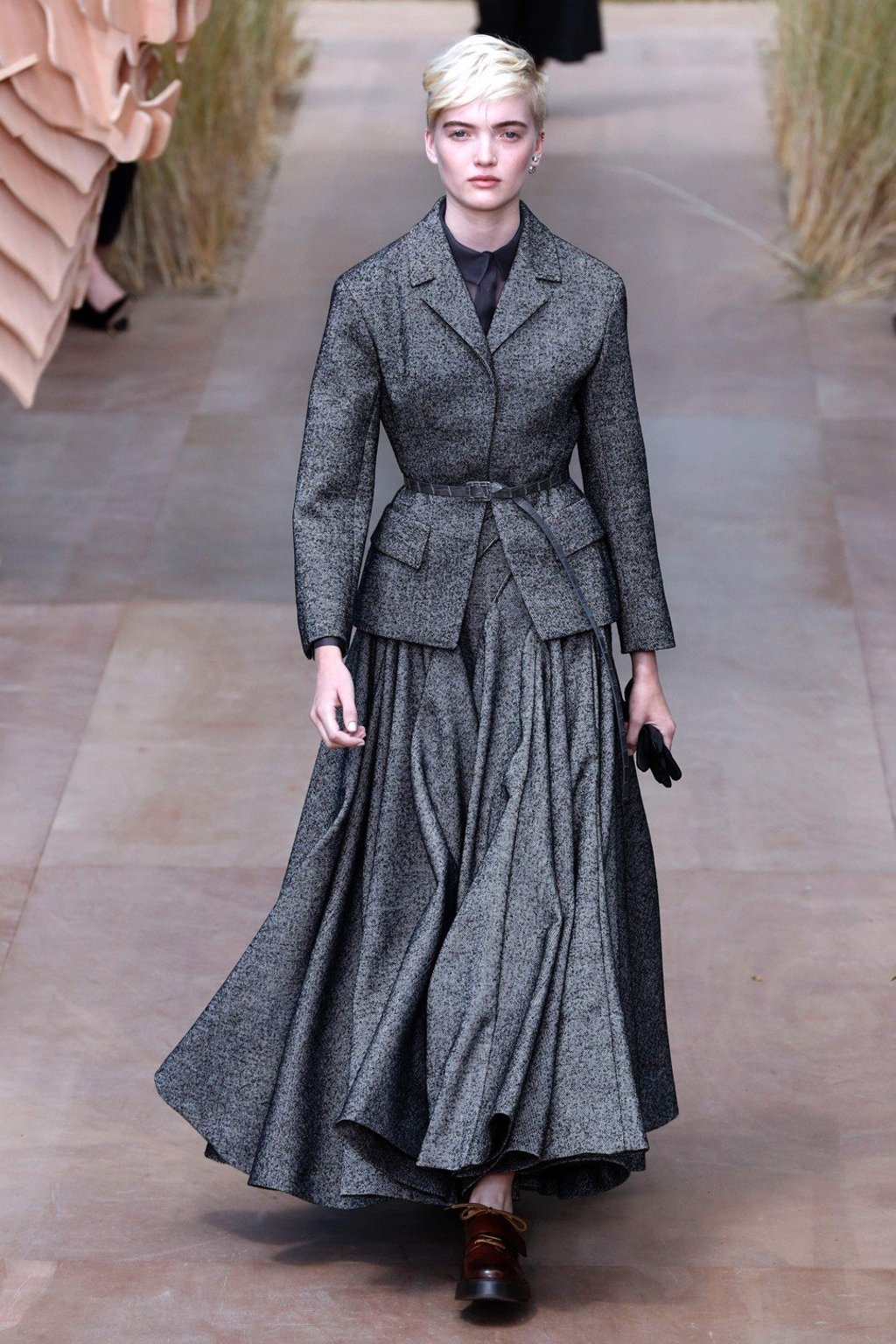 A model presents a creation for Christian Dior during the 2017 fall/winter Haute Couture collection. Photo: AFP