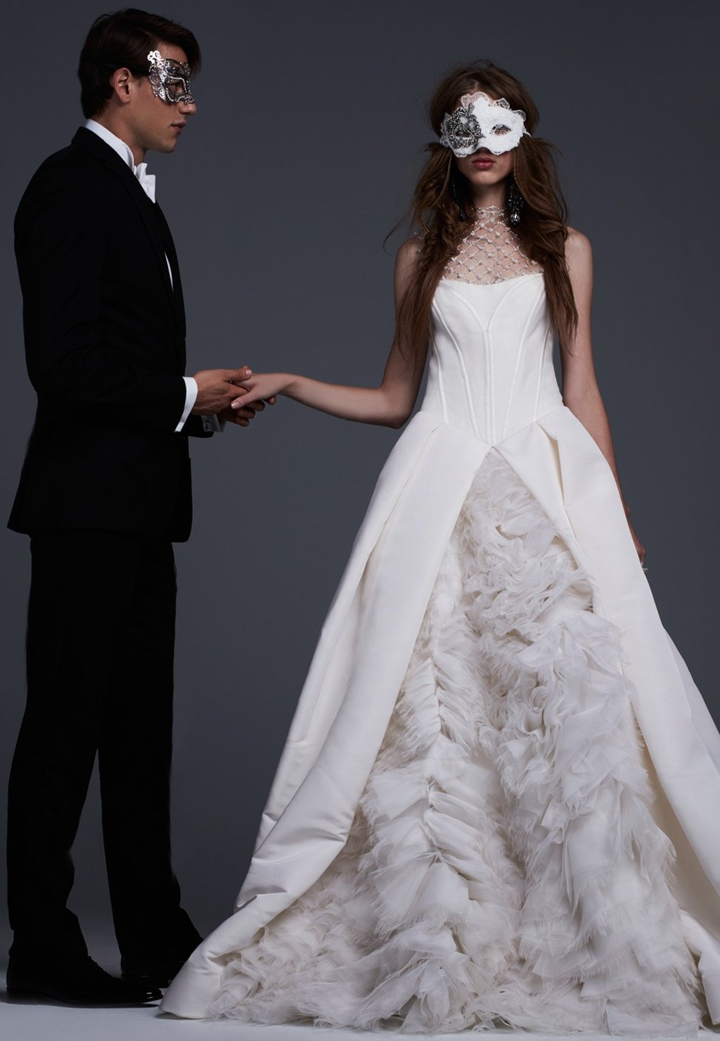 A look from Vera Wang’s AFallW17 bridal collection