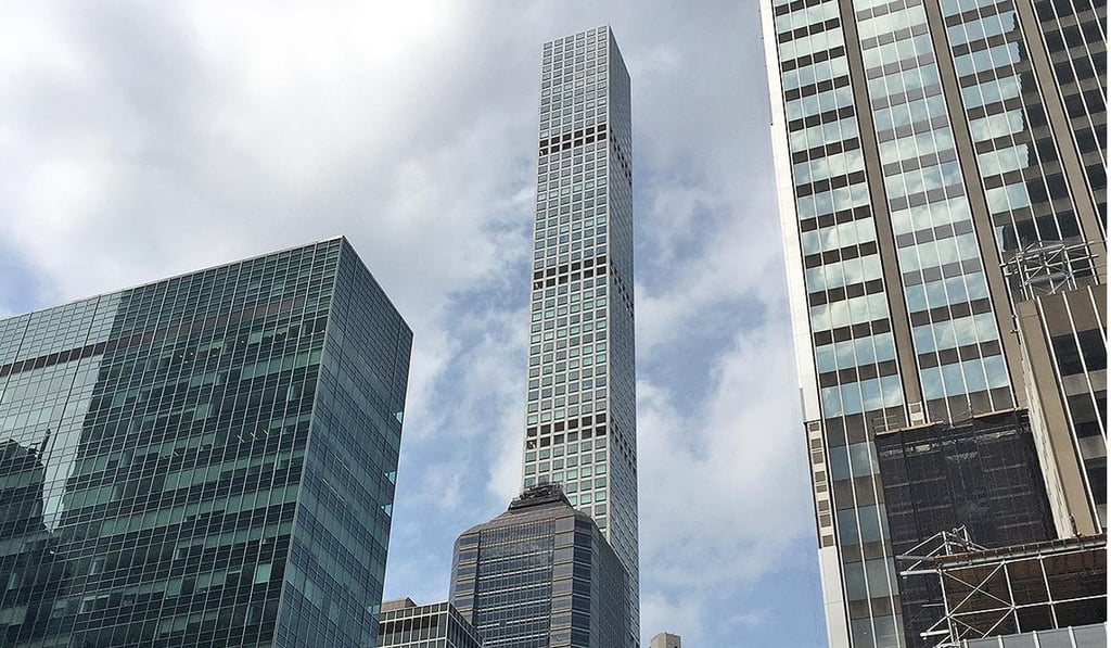 Guo's unit, which appears to be in 432 Park Avenue, has a 360-degree view, overlooking Central Park and offering views to the Statue of Liberty and the United Nations headquarters. Photo: Robert Delaney