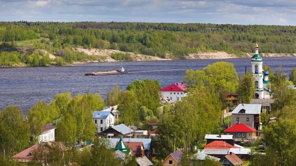 Plyos, the secret Russian vacation spot where you can rub elbows with Putin’s pals Plyos, the secret Russian vacation spot where you can rub elbows with Putin’s pals