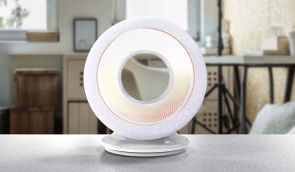 Olly's personality evolves depending on the user's interaction patterns and is capable of unique conversations.