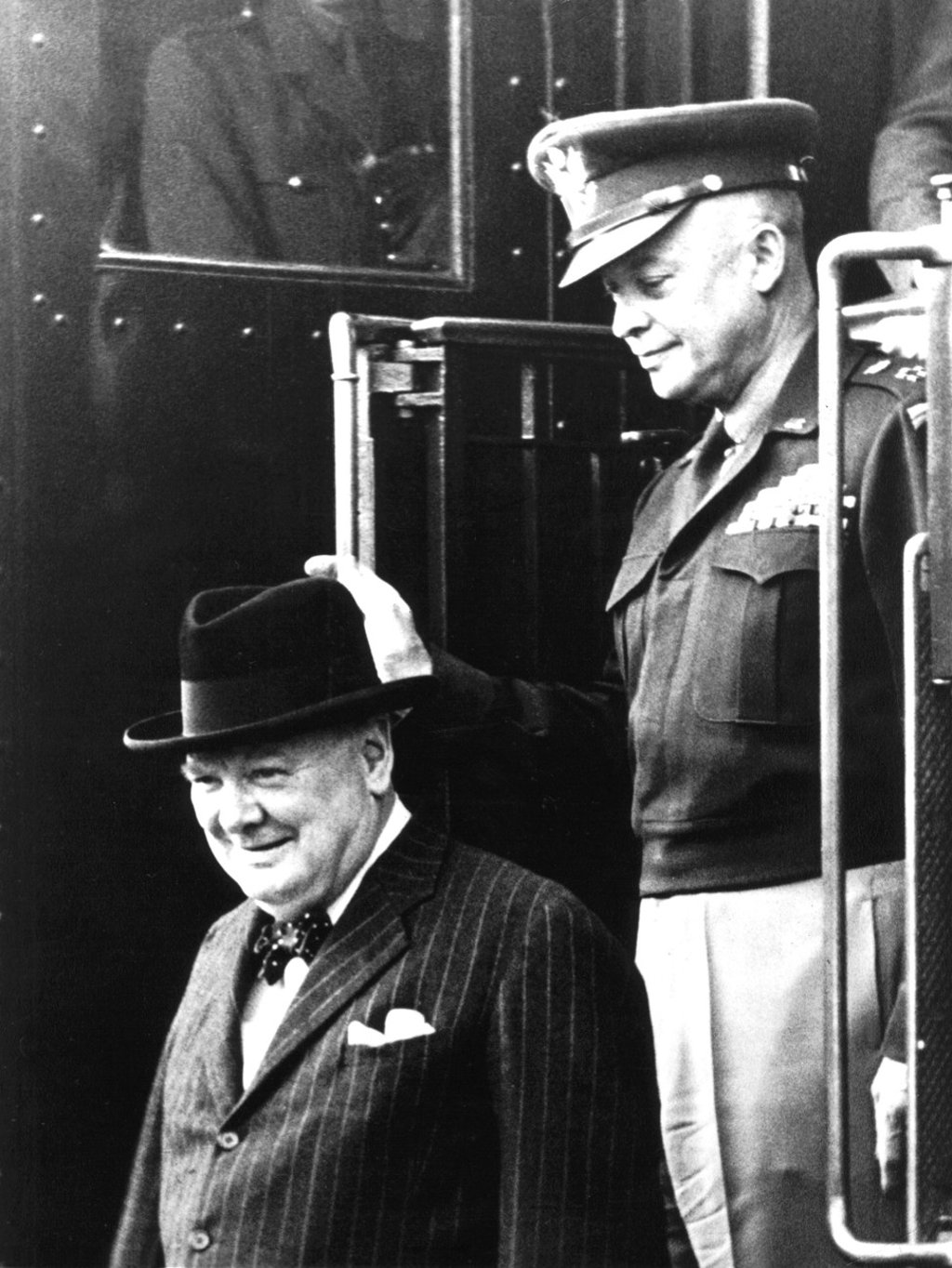 Dwight Eisenhower (top) and Winston Churchill in Washington in 1946. Photo: US Library of Congress