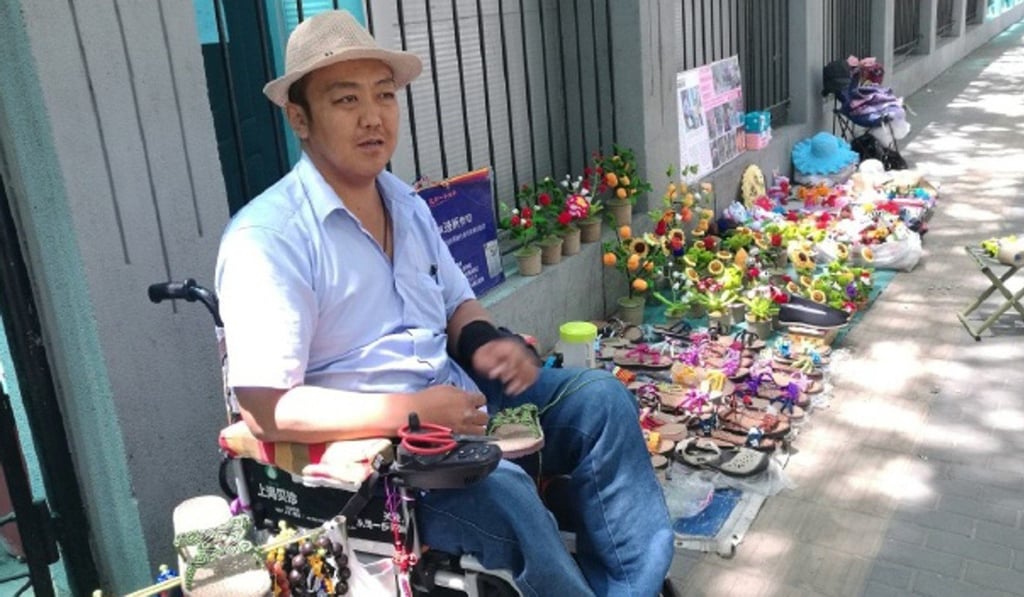 Ma waits for his next customer outside the hospital in Beijing. Photo: Handout Ma waits for his next customer outside the hospital in Beijing. Photo: Handout