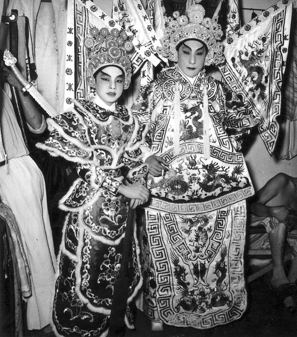 Cantonese opera star Yuen Siu-fai (left) with his master, Mak Ping-wing, in about 1960. Photo: Handout