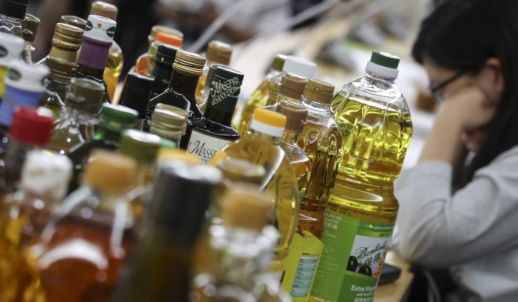 Hong Kong’s consumer watchdog tested 60 types of edible oil from various brands and found 46 samples contained the toxic carcinogen glycidol. Photo: Nora Tam