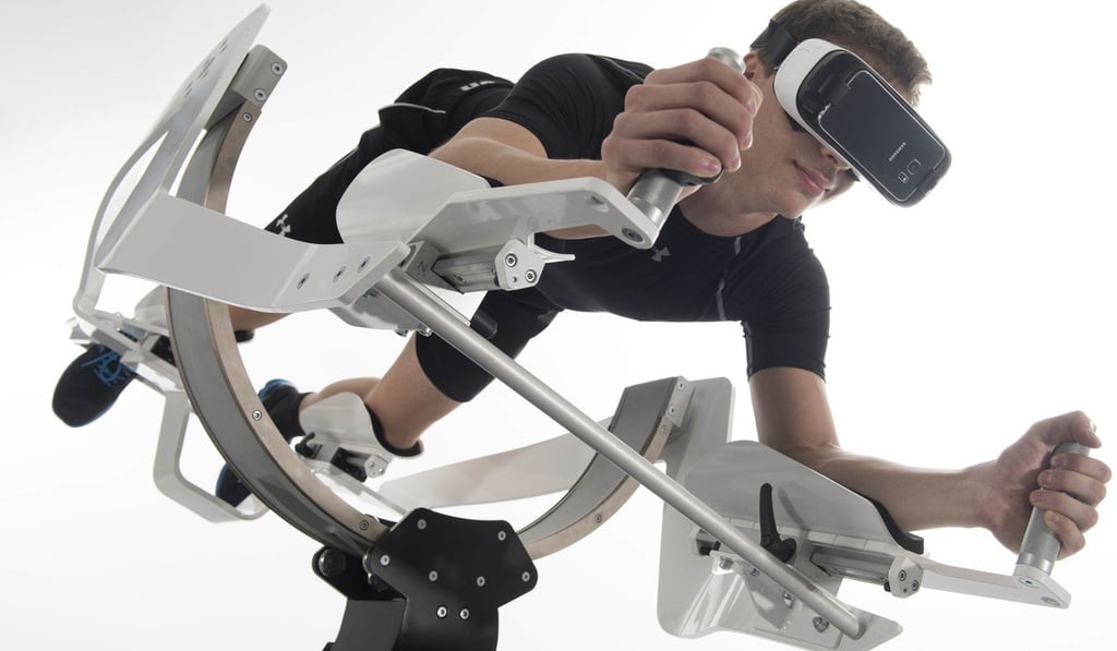 ICAROS’s wireless fitness machine moves freely vertically and horizontally.