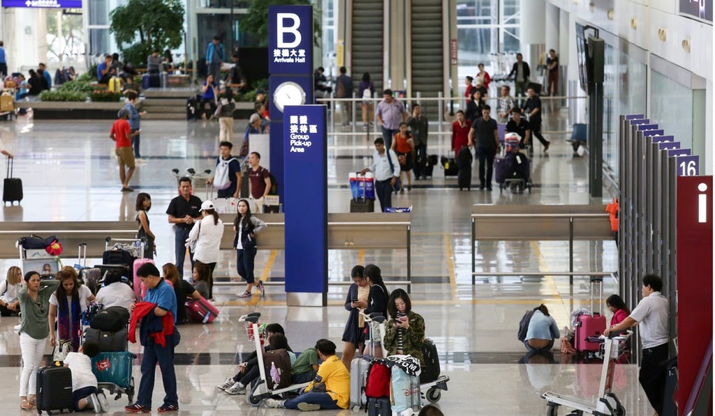 Hong Kong airport offers more entertainment that many travellers might expect. Photo: Jonathan Wong