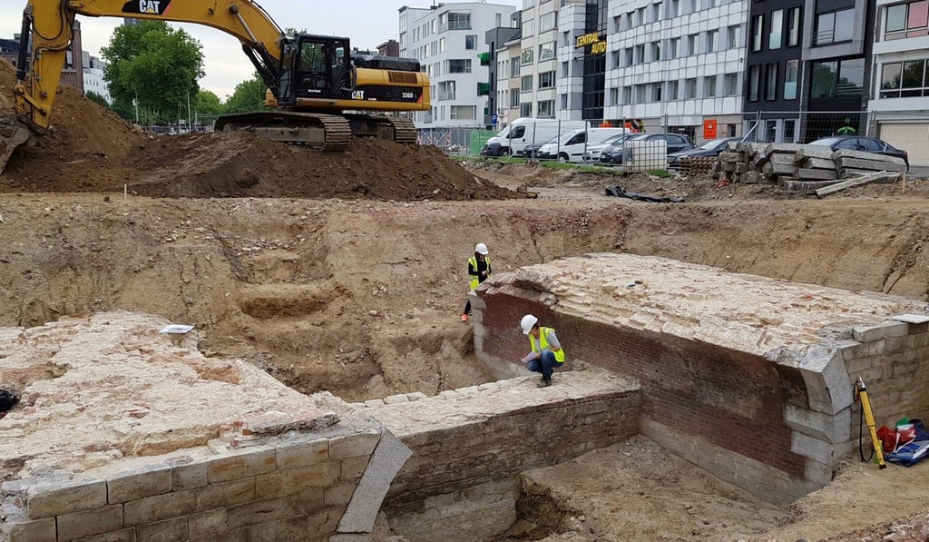 Belgian archaeologists inspect a 16th century fortifications in Antwerp, Belgium. Photo: Reuters
