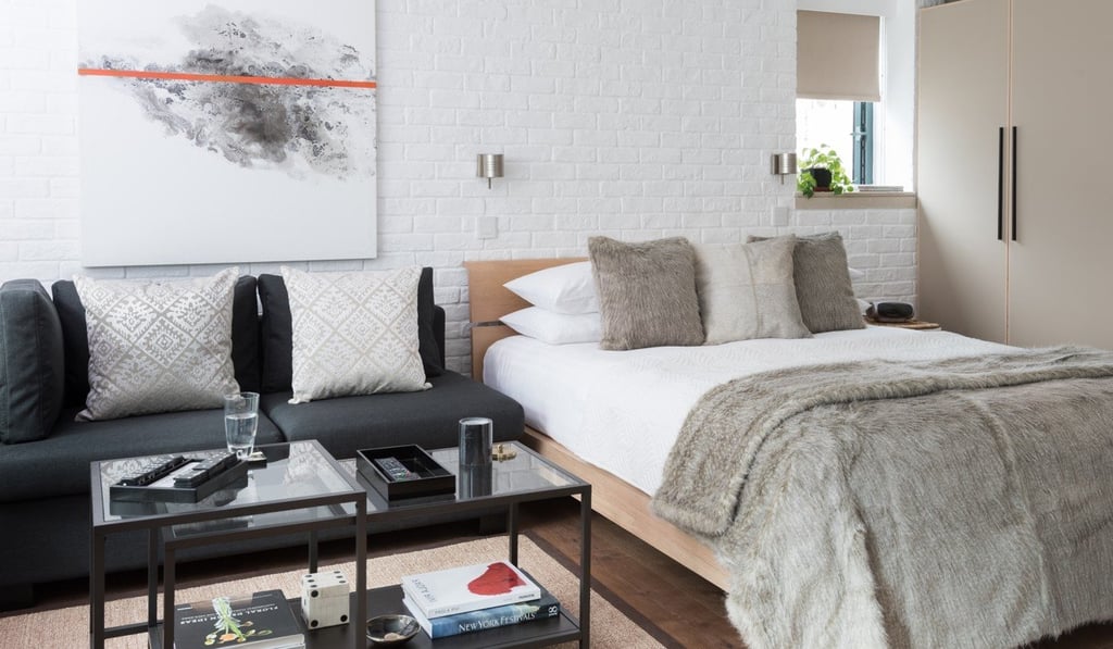 Hanlun Habitats has a portfolio of high-end serviced apartments located in Mid-Levels.