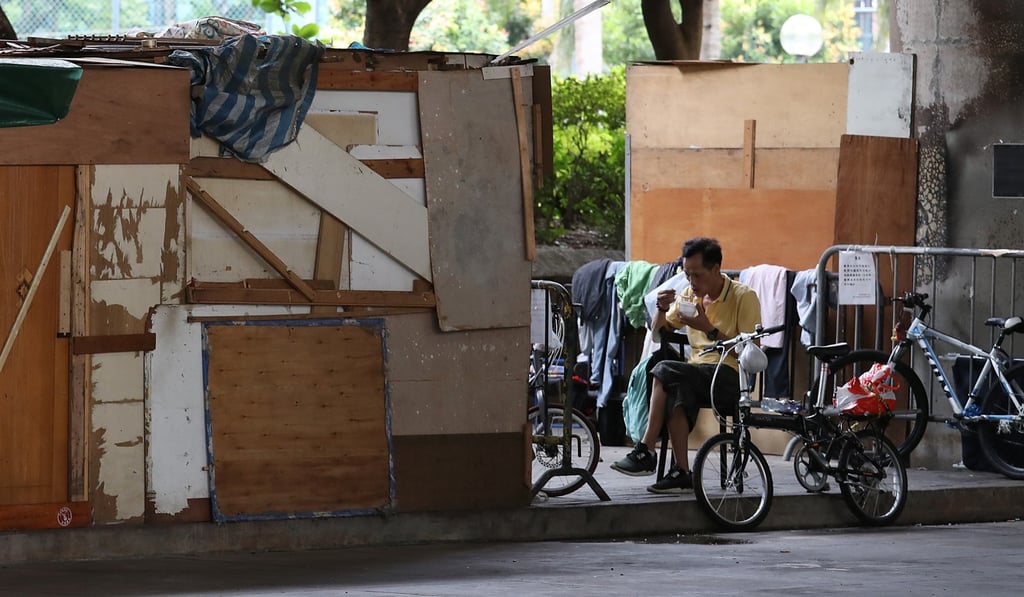 A tour of the makeshift shelters in Sham Shui Po show the city’s less glamorous side. Photo: Nora Tam