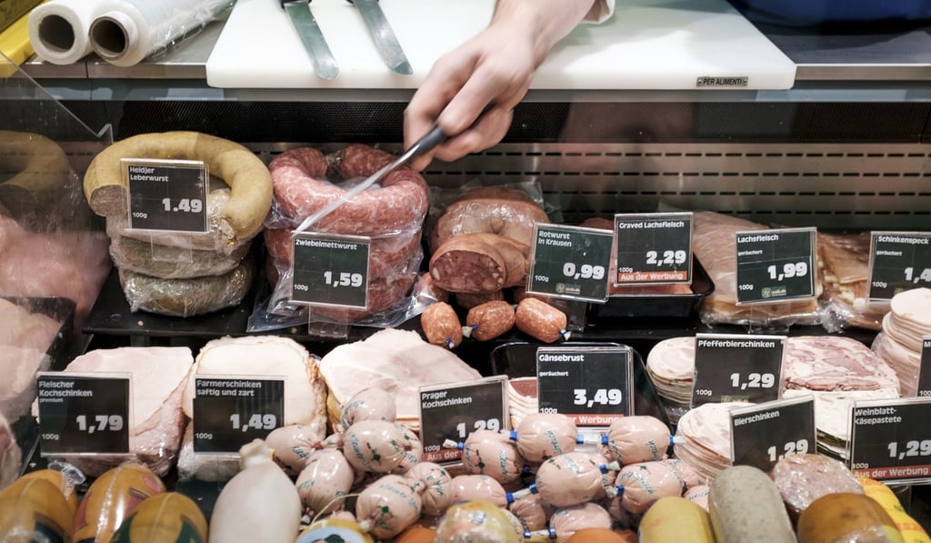 Don’t eat too much processed or red meat. Photo: Alamy