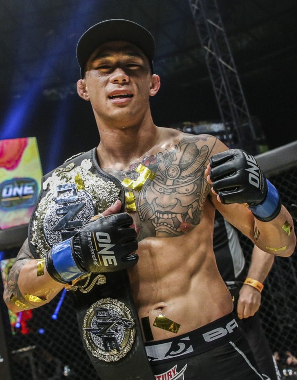 Martin Nguyen celebrates victory. Martin Nguyen celebrates victory.