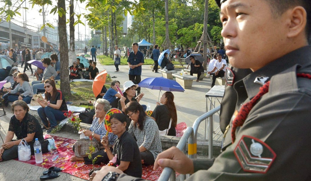 Supporters of Thailand's former Prime Minister Yingluck Shinawatra gather in front of the Supreme Court in Bangkok. Photo: Kyodo