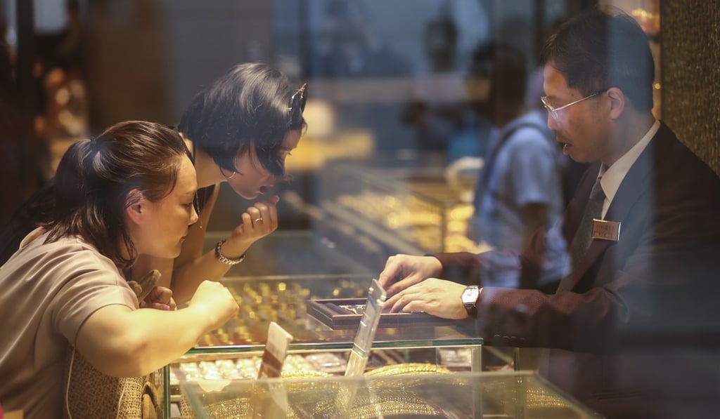 The fifth consecutive month of growth this year came despite declining visitor figures. Photo: Edward Wong