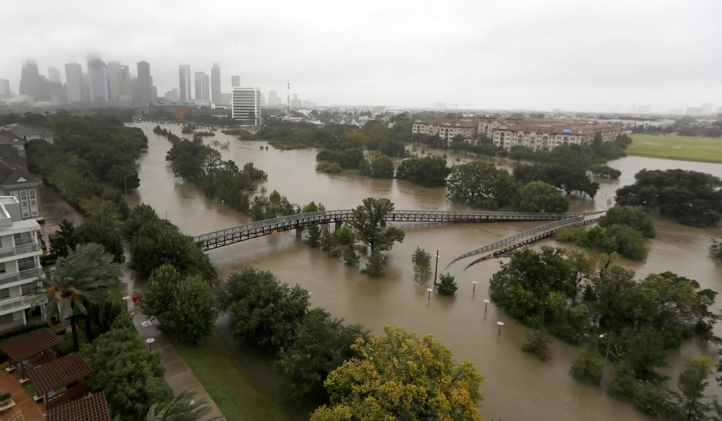 Rain continues to fall in Houston from Tropical Storm Harvey on MOnday. Photo: AP