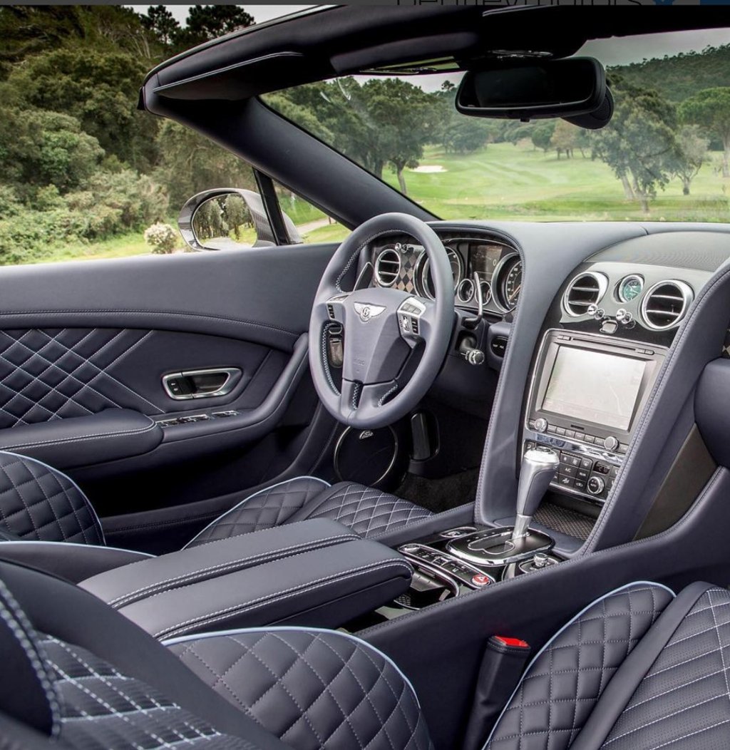 The interior of the new Bentley Continental.