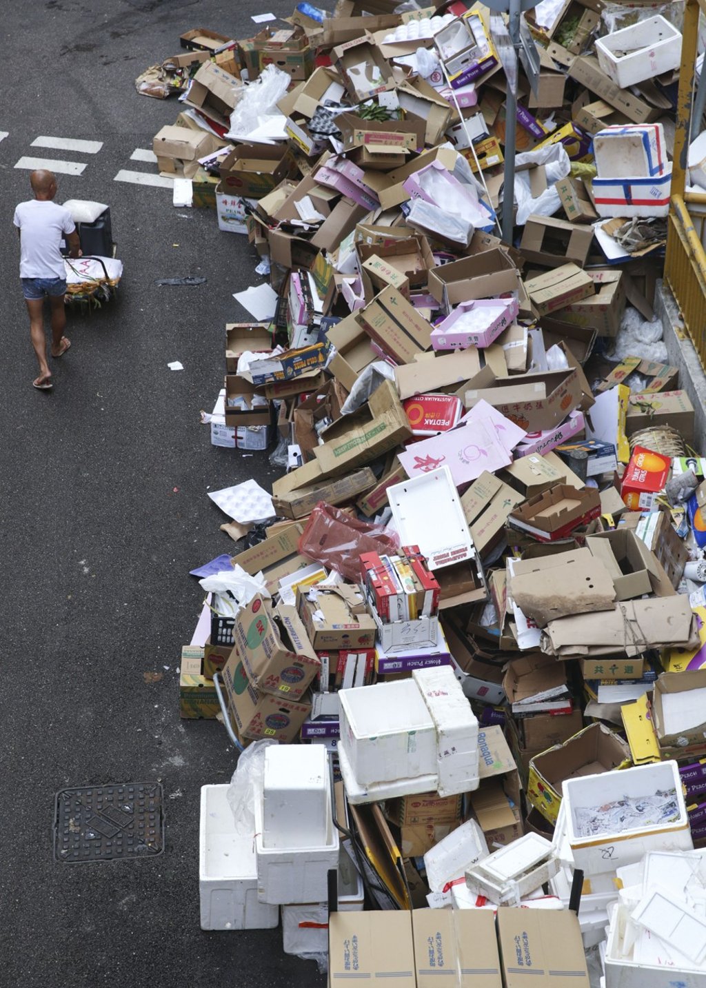 Supposedly 44 per cent of what we recycle is paper. Yet Hong Kong has no paper recyclers. Photo: Sam Tsang