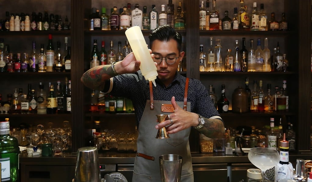 Bar manager Samuel Kwok in action at The Quinary. Photo: Jonathan Wong