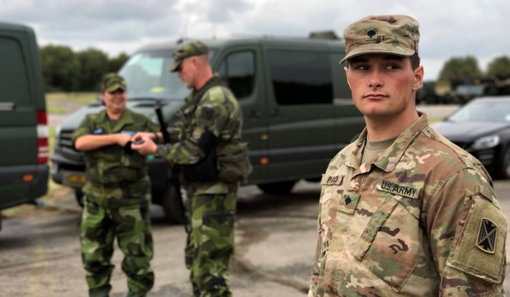 Swedish and US soldiers attend the Aurora 17 military exercise in Gothenburg. Photo: Reuters