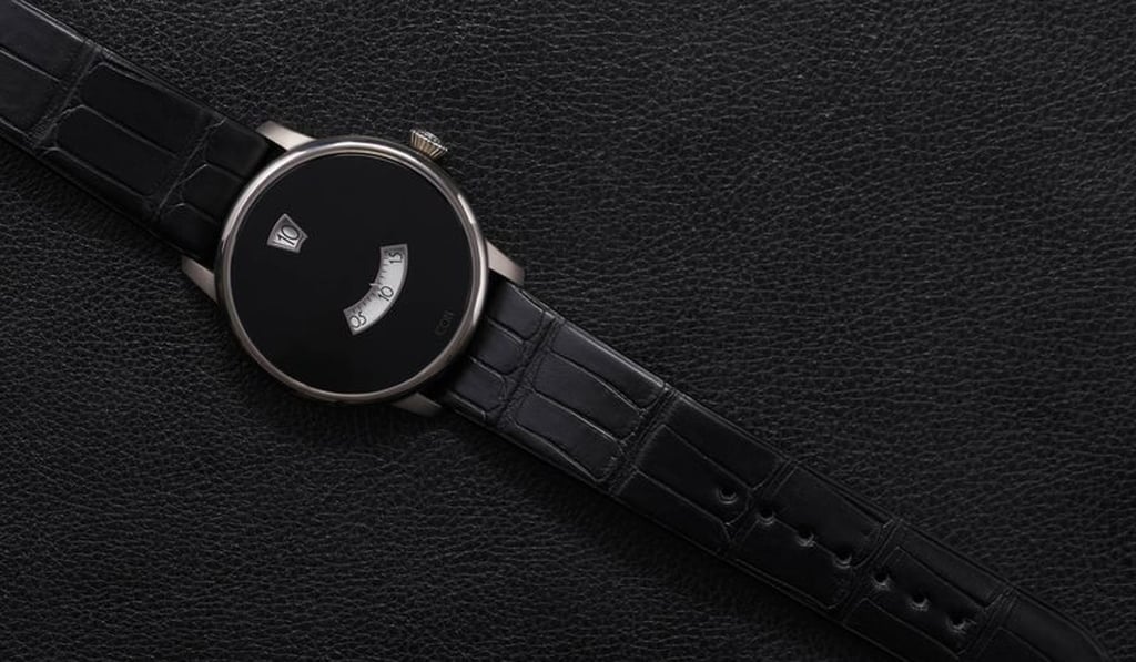 Restorer Jonathan Ward will make 50 Icon Duesey wristwatches. The hour is shown at the top of the dial, and the minutes displayed underneath.