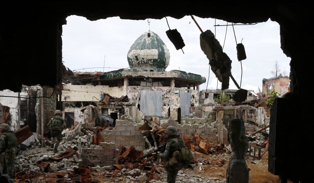 More than 800 militants, government troops and civilians have since been killed in the conflict. Photo: EPA