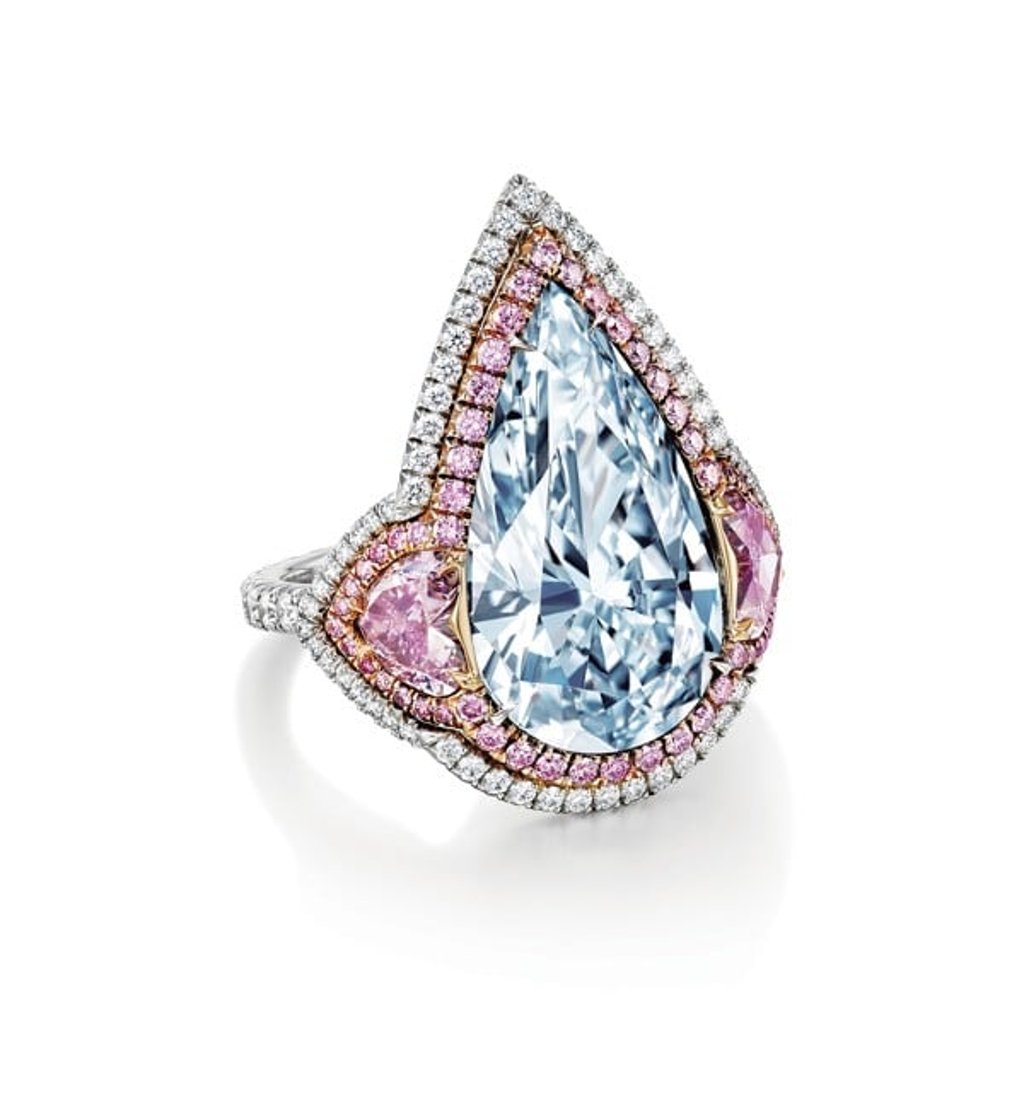 Pink and blue diamonds are the favourites among diamond collectors.