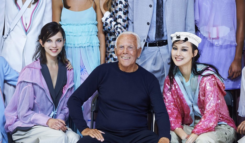 Giorgio Armani poses next to models after the fashion house Emporio Armani show for the spring/summer 2018 collection on the third day of London Fashion Week. Photo: AFP Giorgio Armani poses next to models after the fashion house Emporio Armani show for the spring/summer 2018 collection on the third day of London Fashion Week. Photo: AFP