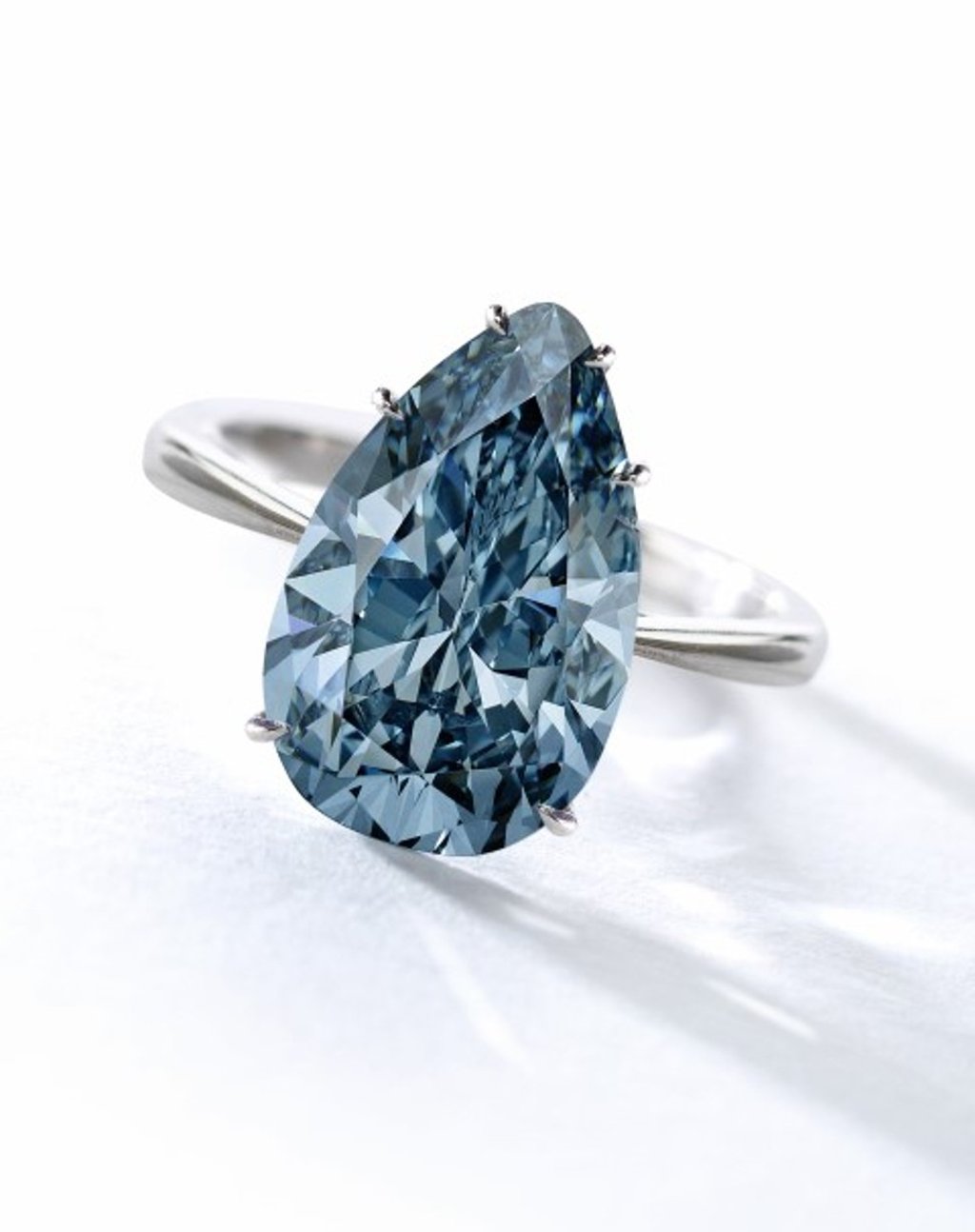 This fancy deep-blue diamond ring will go under the hammer at Sotheby’s Hong Kong Magnificent Jewels and Jadeite Autumn Sale. This fancy deep-blue diamond ring will go under the hammer at Sotheby’s Hong Kong Magnificent Jewels and Jadeite Autumn Sale.
