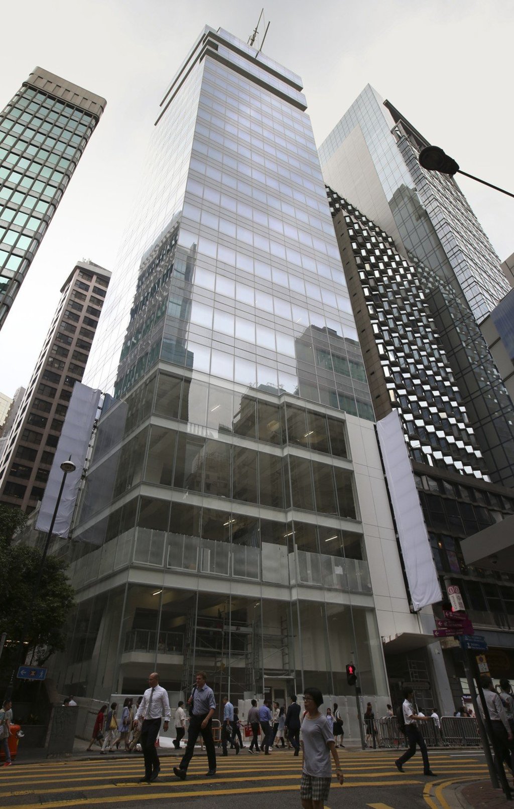 H Queens’ glass exterior. Photo: David Wong