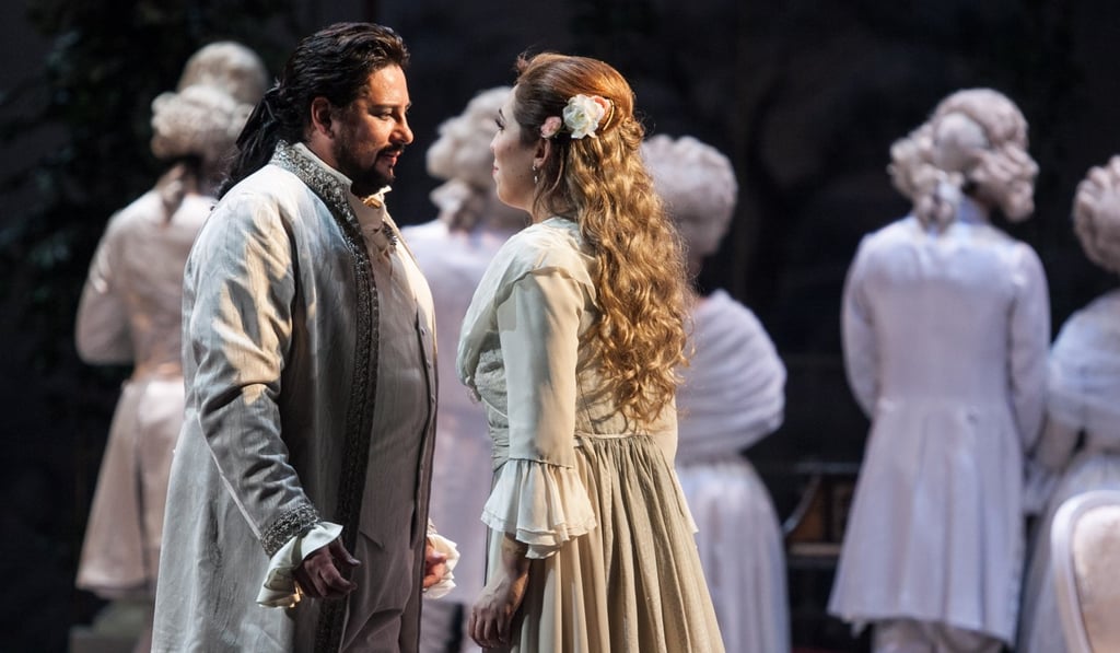 Andrea Chénier balances great mass scenes and intimate moments.