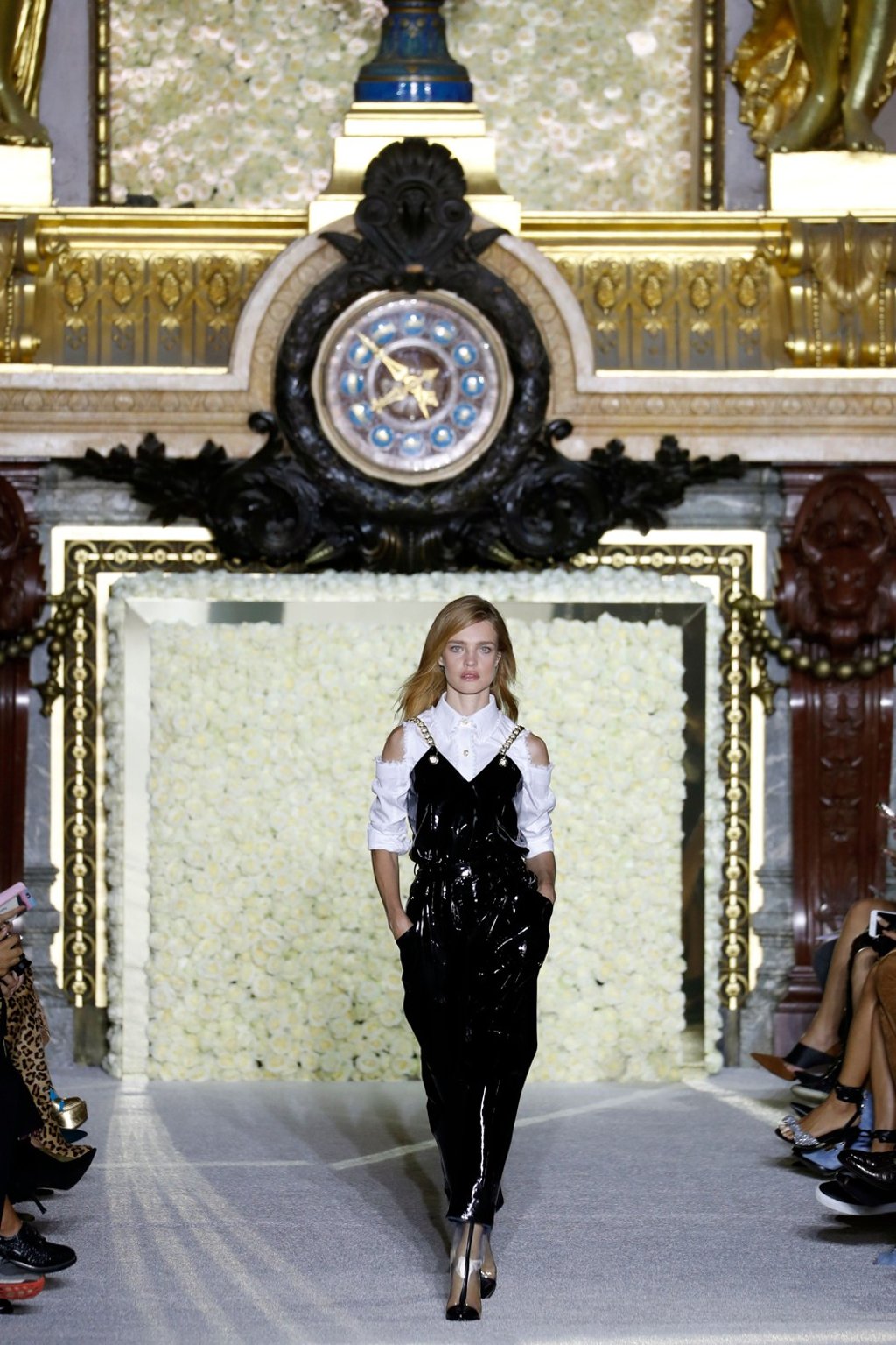 Model Natalia Vodianova presents a creation for Balmain during the women's 2018 spring/summer ready-to-wear collection fashion show in Paris. Photo: AFP