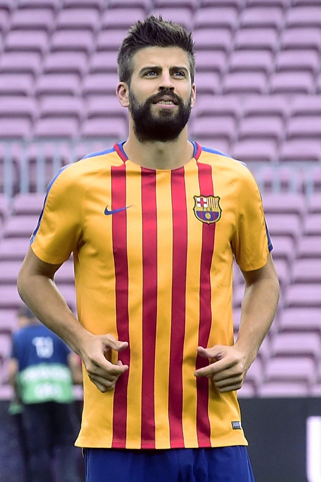 FC Barcelona to join Catalonia strike – as their defender Gerard Pique is  jeered in Madrid during training with Spain | South China Morning Post, image size:1024x1536
