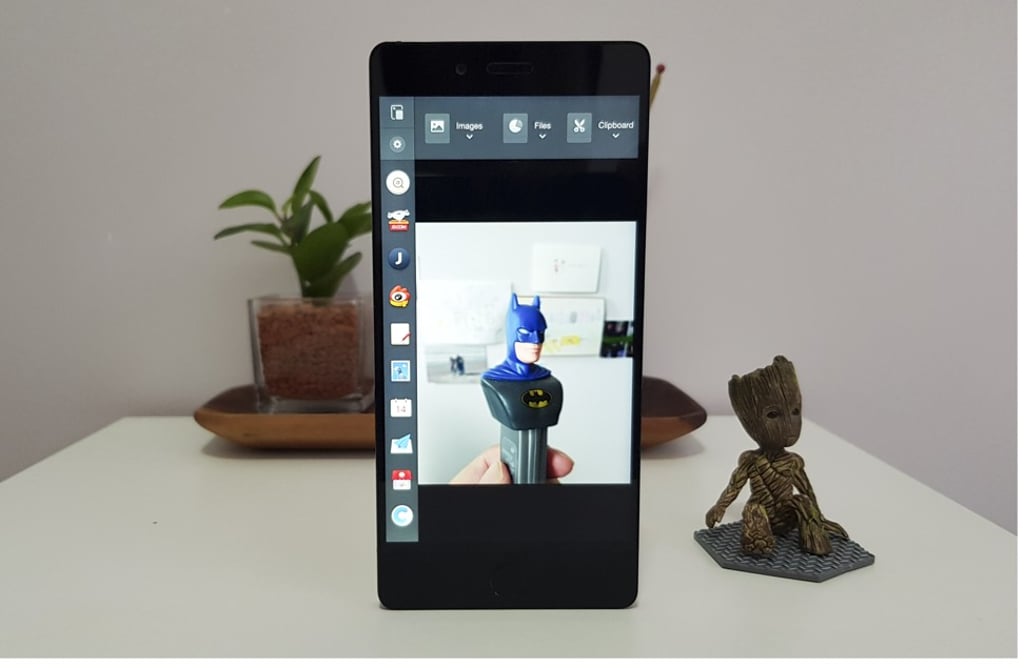 The Nut Pro has two 13-megapixel cameras in the back that shoots clear photos in various modes. Photo: Ben Sin