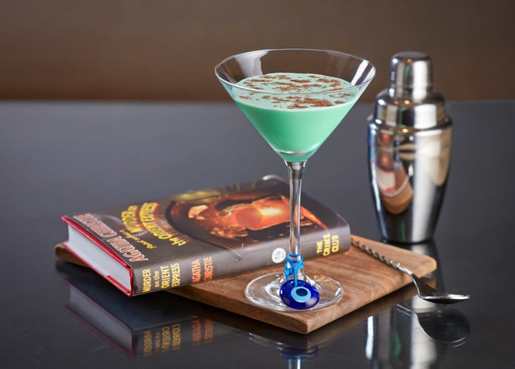 During their stay at Jumeirah Lowndes Hotel in Belgravia, London, guests will be given ingredients to mix their own Grasshopper cocktail, featuring Crème de Menthe, one of detective Poirot’s favourite drink.