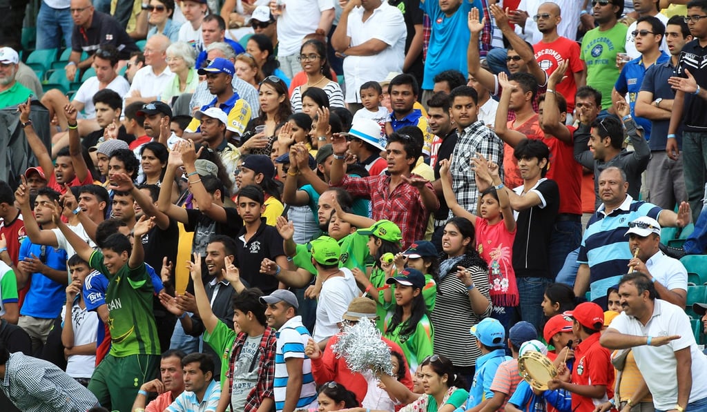 Hong Kong Sixes crowd. Photo: Jonathan Wong