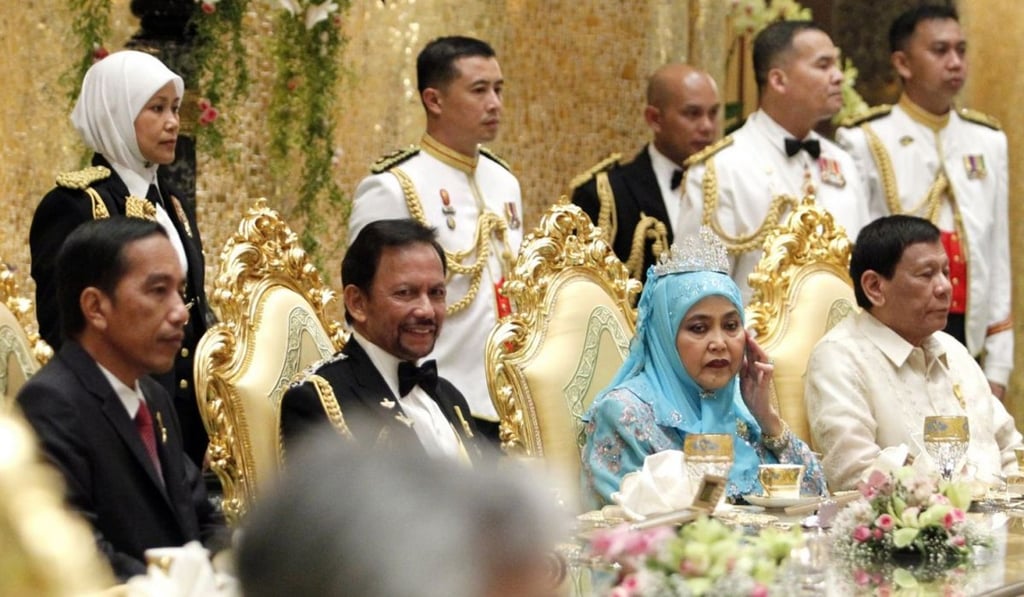 A royal banquet marking Sultan Hassanal Bolkiah of Brunei’s Golden Jubilee was attended by Indonesian President Joko Widodo and Philippine President Rodrigo Duterte, among others. Photo: The Straits Times A royal banquet marking Sultan Hassanal Bolkiah of Brunei’s Golden Jubilee was attended by Indonesian President Joko Widodo and Philippine President Rodrigo Duterte, among others. Photo: The Straits Times