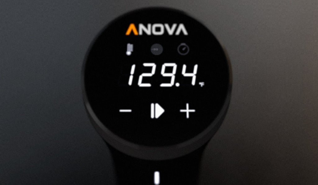 Anova Precision Cooker Nano display